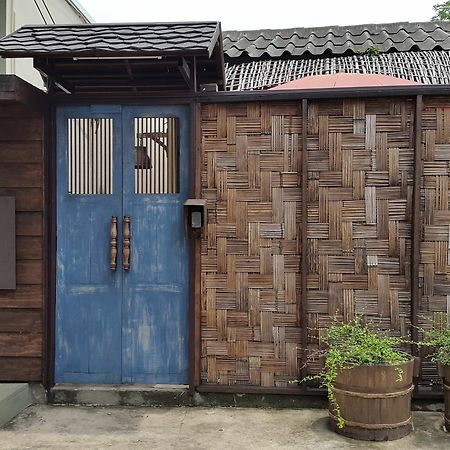 Baan Rare Guesthouse Удон Тани Екстериор снимка