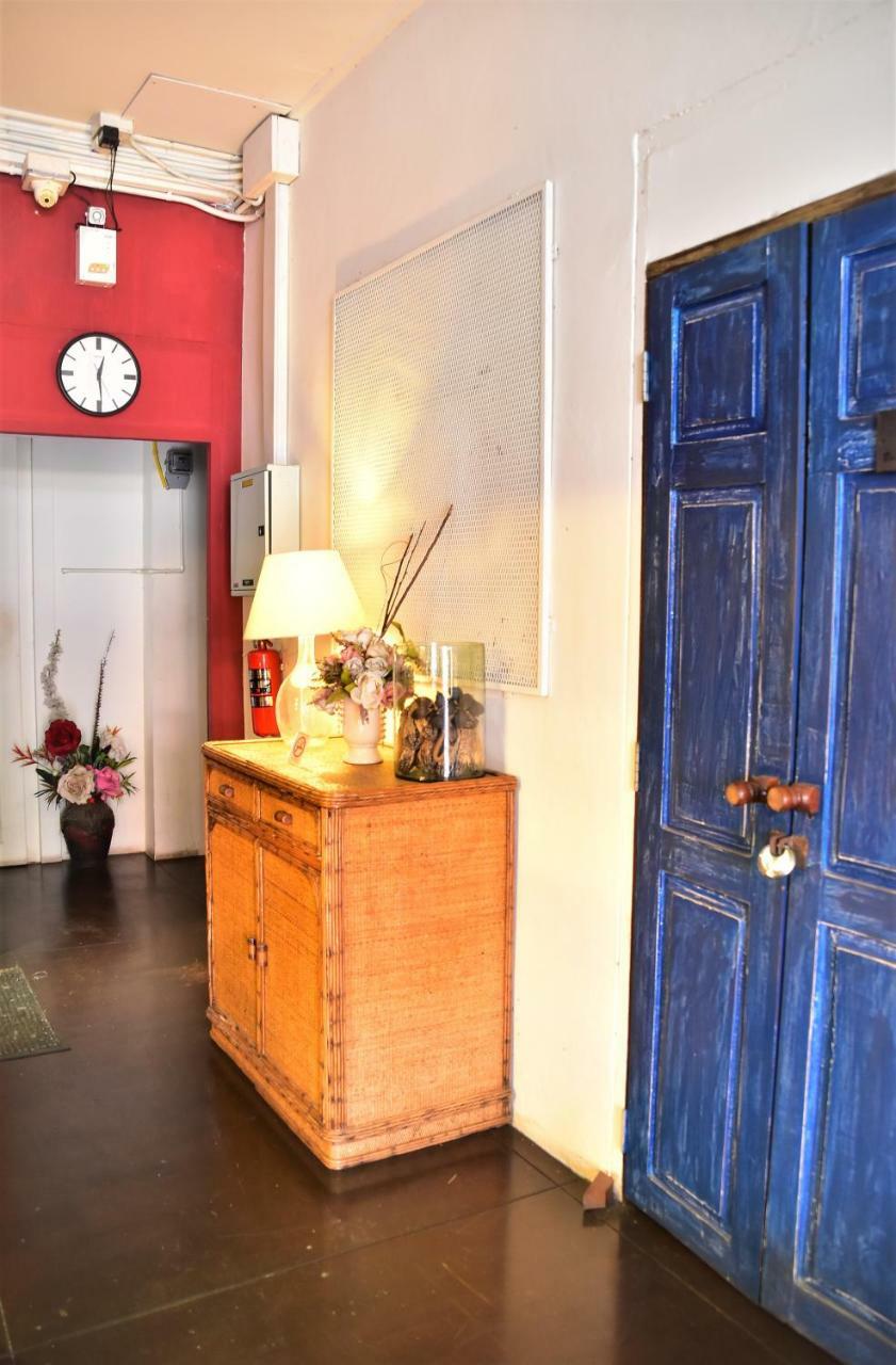 Baan Rare Guesthouse Удон Тани Екстериор снимка