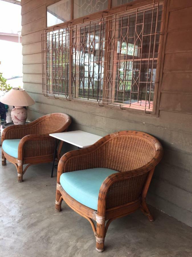 Baan Rare Guesthouse Удон Тани Екстериор снимка